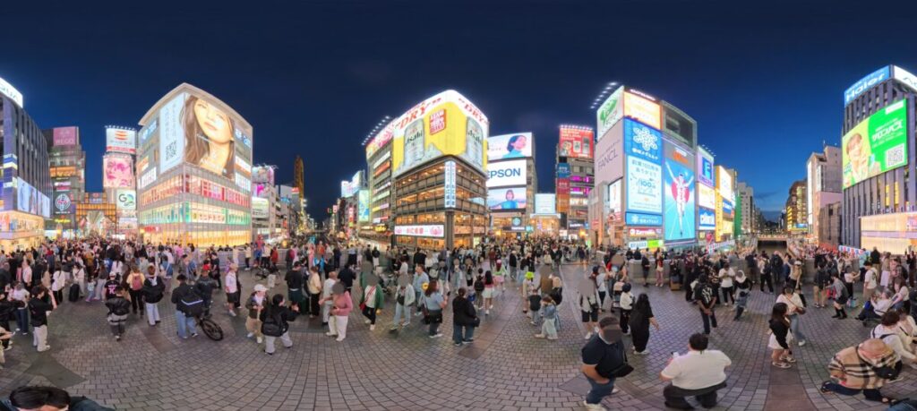 夜間の360度画像(Insta360 X5にて撮影)