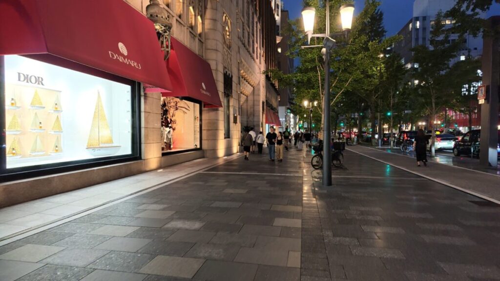 Insta360 Luna Ultraの夜景