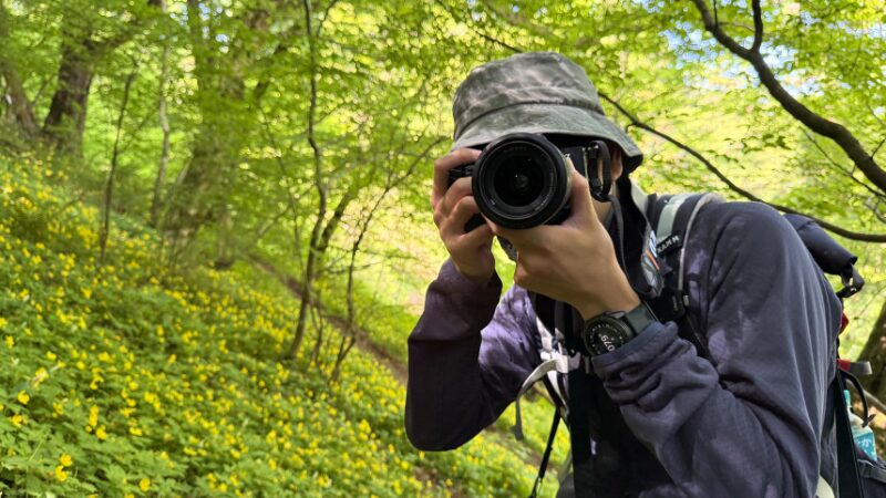 SONY α7 V × FE16-25mmで撮影している様子