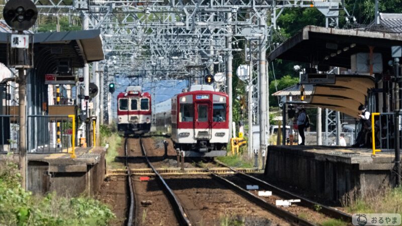 SONY α7 V × FE200-600mmで撮影した走行中の電車
