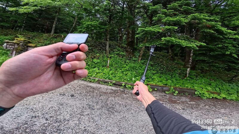 Ace Pro 2とLuna Ultraで撮影した登山道の自撮り